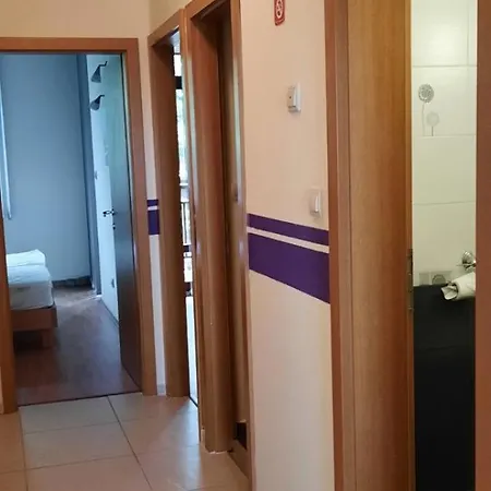 Апартаменти Garden Of Eden 2 Bedrooms Sea View Apartment, Saint *