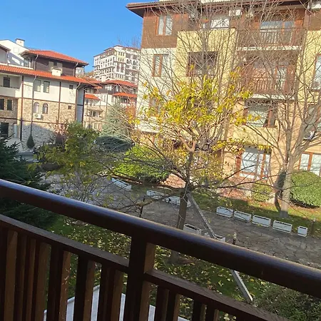 Апартаменти Garden Of Eden 2 Bedrooms Sea View Apartment, Saint